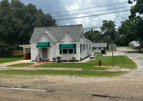 1600 W Port Street, Abbeville, LA – FOR LEASE