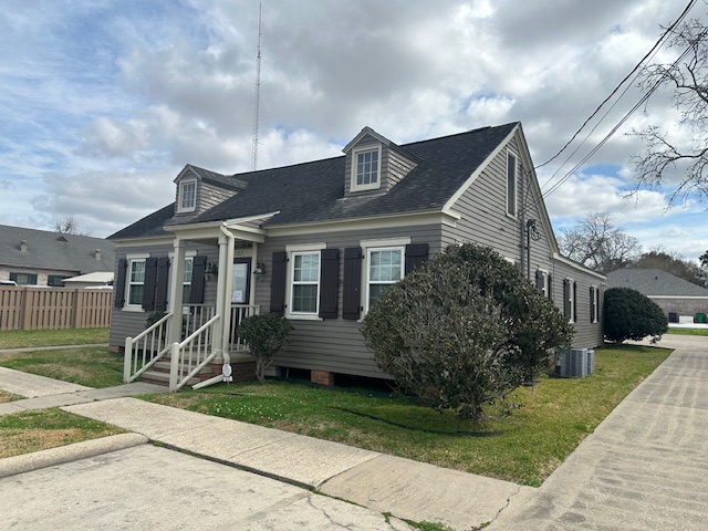 107 S Louisiana Street, Abbeville, LA