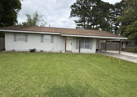 141 W Valcourt Street, Abbeville, LA