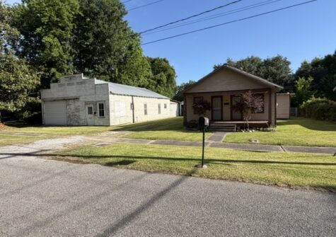 202 & 204 Loraine Street, Abbeville, LA